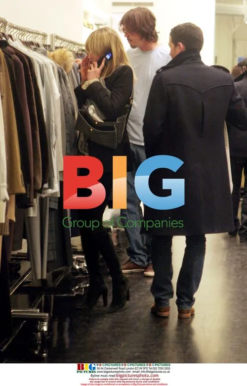 Kate Moss Shopping in New York