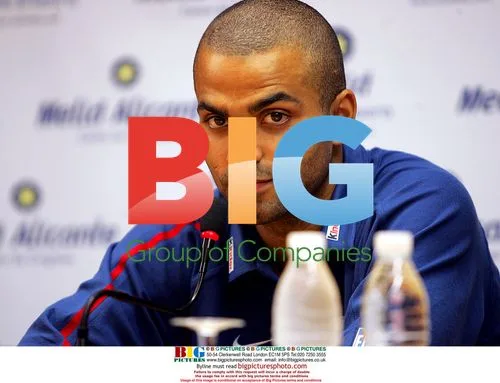 Tony Parker Talks to Press Before Eurobasket 2007