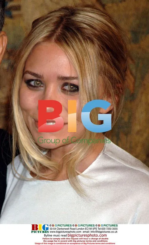 Ashley Olsen at 2007 '7th on Sale' Gala