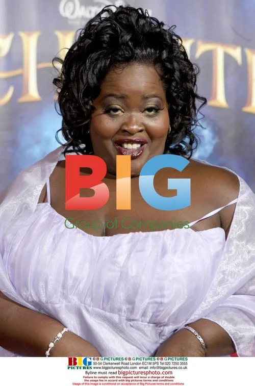 Grace E at 'Enchanted' Premiere