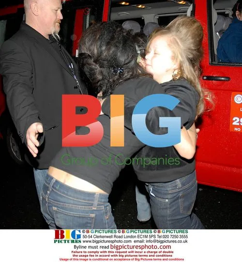 Amy Winehouse Meets Fan Backstage in Blackpool
