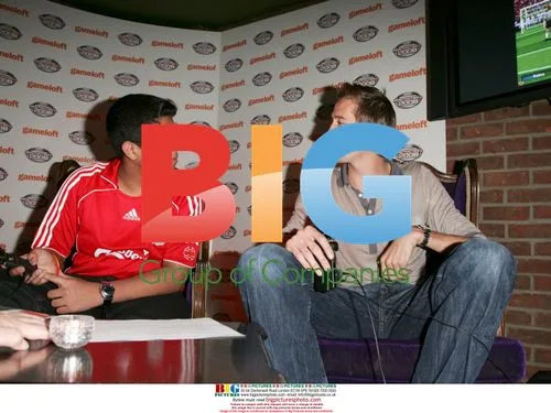 Peter Crouch Launches Real Football 2008