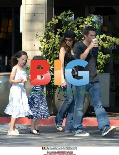 Kate Beckinsale and daughter out