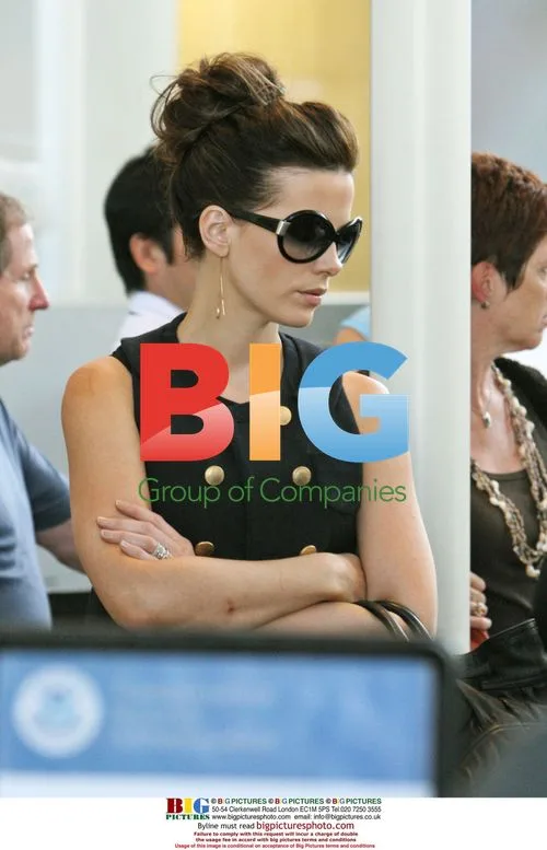 Kate Beckinsale Checked by Airport Security