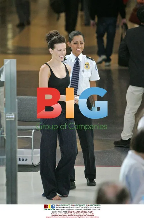 Kate Beckinsale Checked by Airport Security