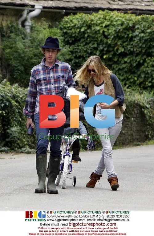 Kate Moss Visits Neighbor in Cotswolds