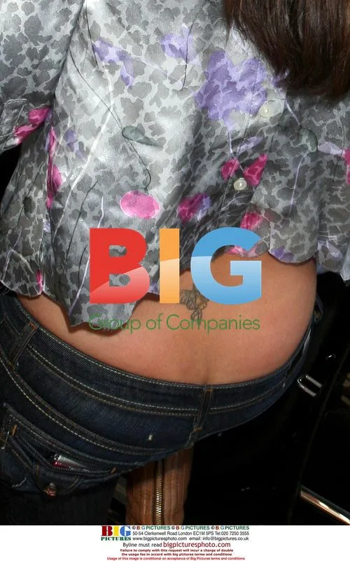 Britney and Jamie Lynn Spears Get Coffee & Sushi