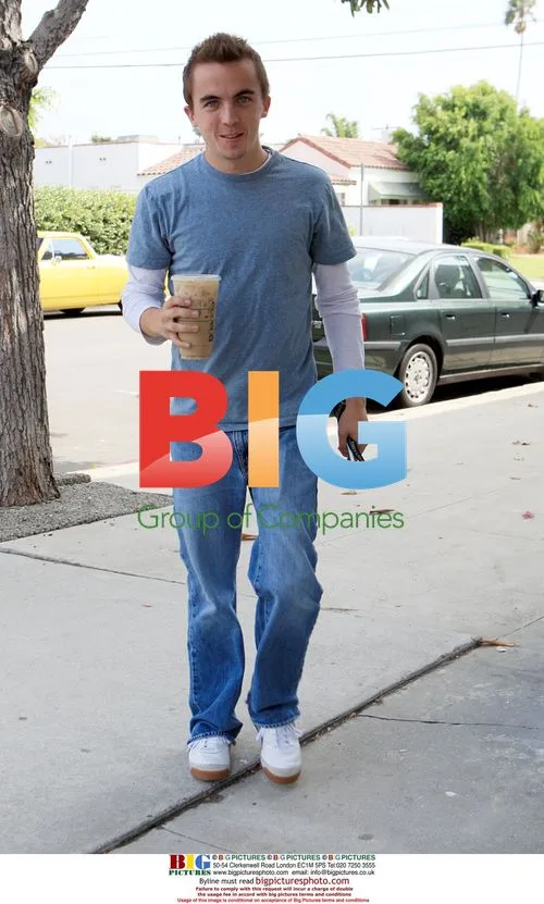 Frankie Muniz on Melrose Ave