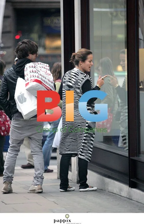 Jade Jagger window shopping with boyfriend