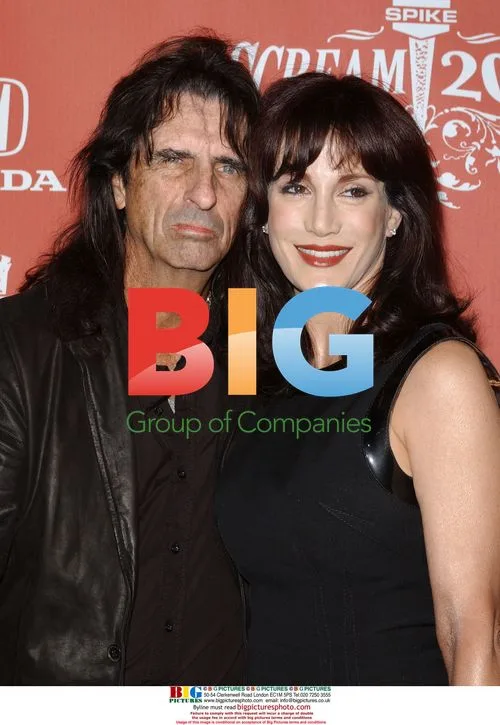 Alice Cooper and Wife at Scream 2007