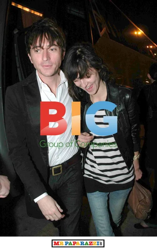 Drew McConnell and Irina Lazareanu leave Babyshambles gig