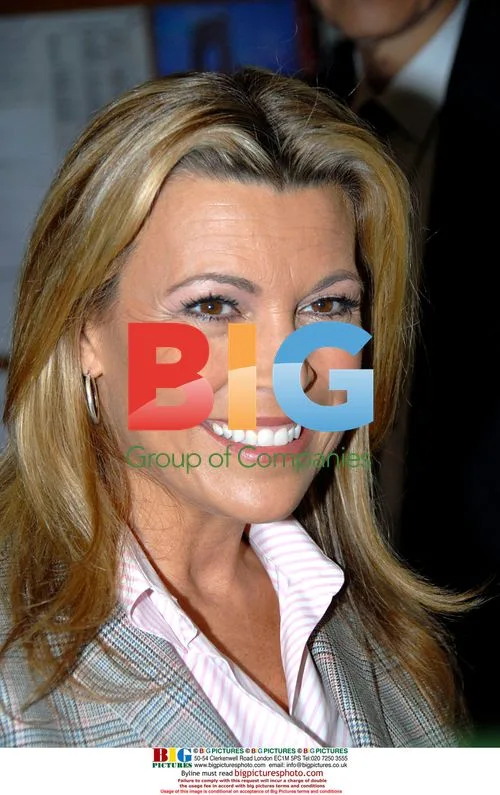 Vanna White at Regis & Kelly Show