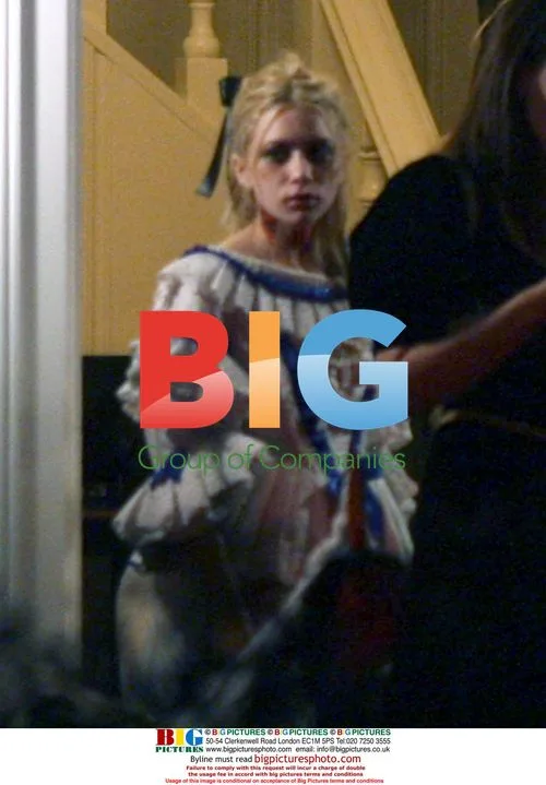 Kate Hudson Hosts Halloween Party