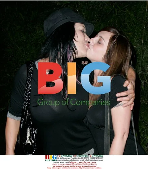 Chyna Kisses Girlfriend at Koi