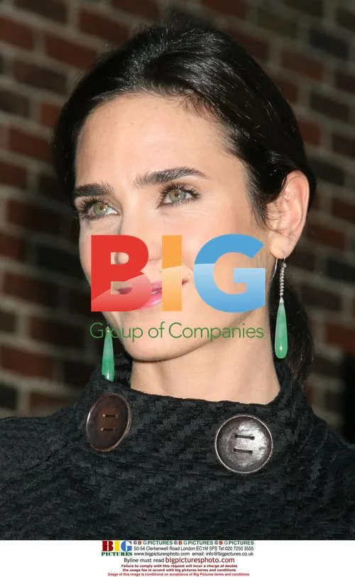Jennifer Conelly at The Late Show