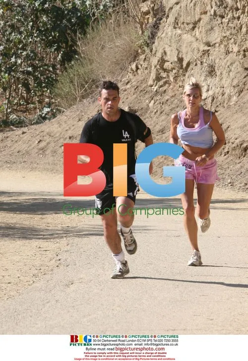 Robbie Williams and Clare Staples Workout