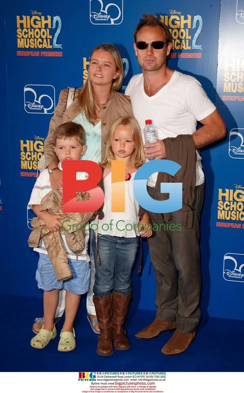 Jason Donavon and Family at 'High School Musical 2' Premiere