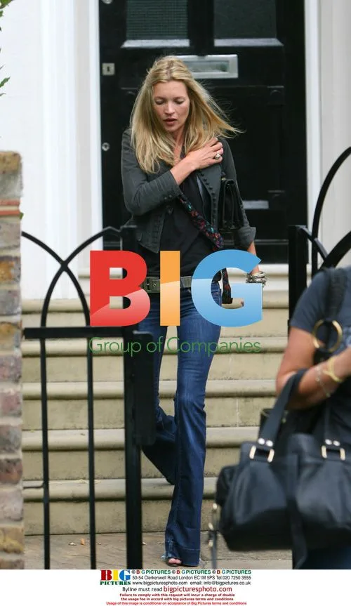 Kate Moss Leaves London House