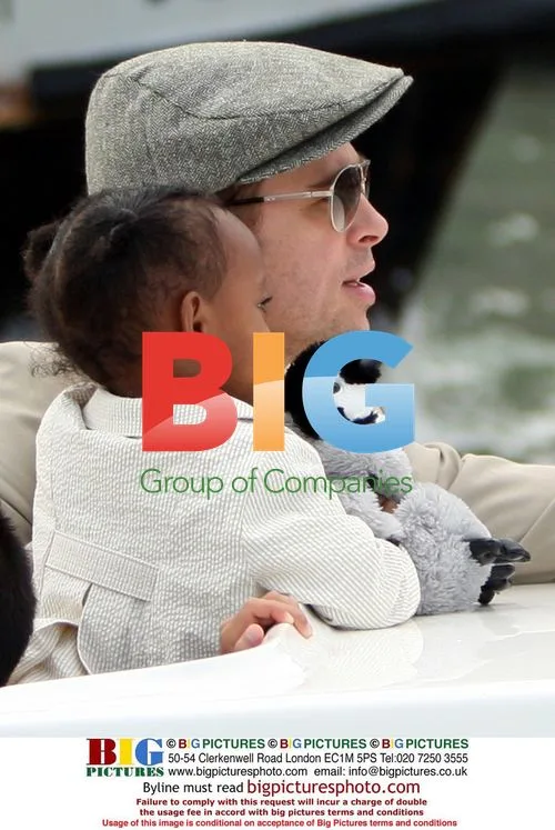 Brad Pitt and Angelina Jolie with children in Venice