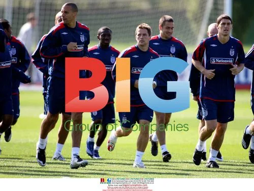 England Footballers Train Ahead of Game
