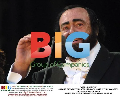 Luciano Pavarotti Performing at Picnic in Hyde Park