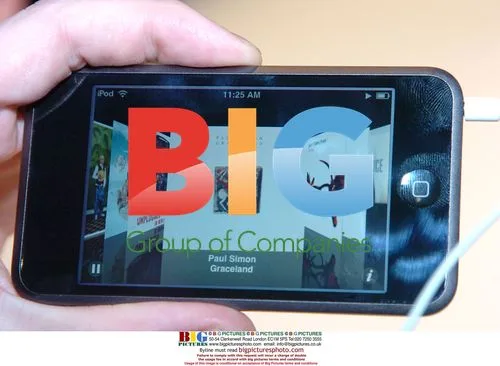 Apple Unveils New iPod Touch