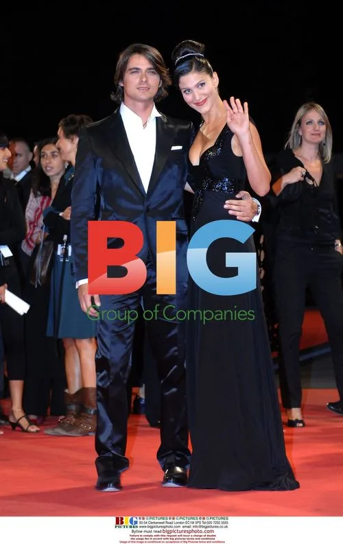 Giulia Bevilacqua and Simone Corrente at L'Ora Di Punta Premiere
