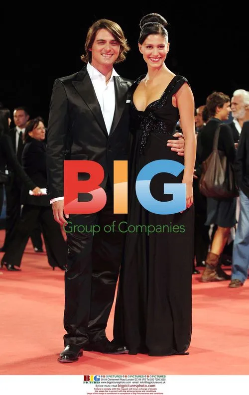 Giulia Bevilacqua and Simone Corrente at L'Ora Di Punta Premiere