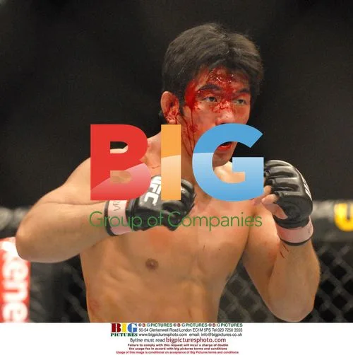 Bloody Naoyuki Kotani Loses to Dennis Sliver at UFC 75