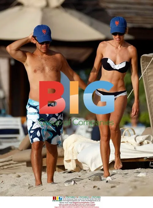 Hillary Swank in Hawaii with Boyfriend