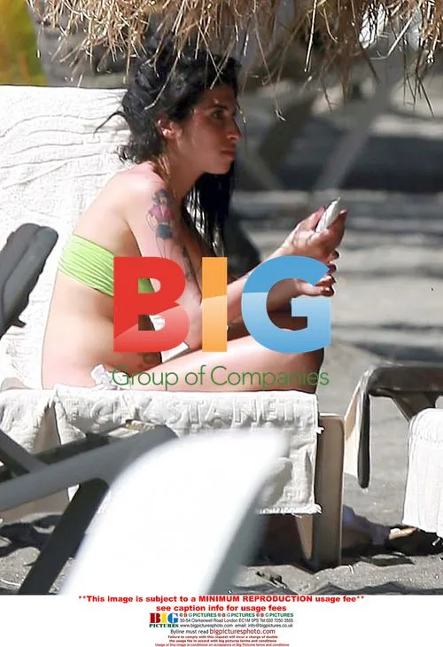 Amy Winehouse and Blake Fielder-Civil Arrive on Holiday
