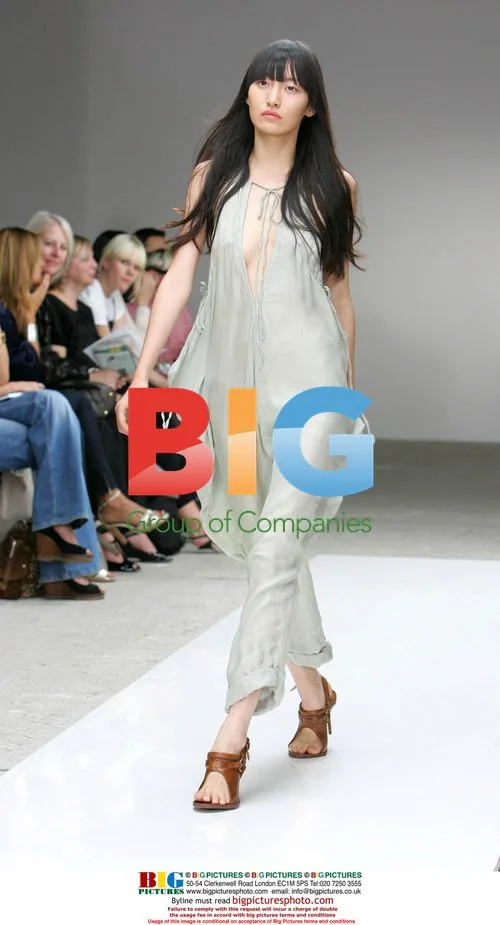 TOPSHOP Fashion Show at Victoria House
