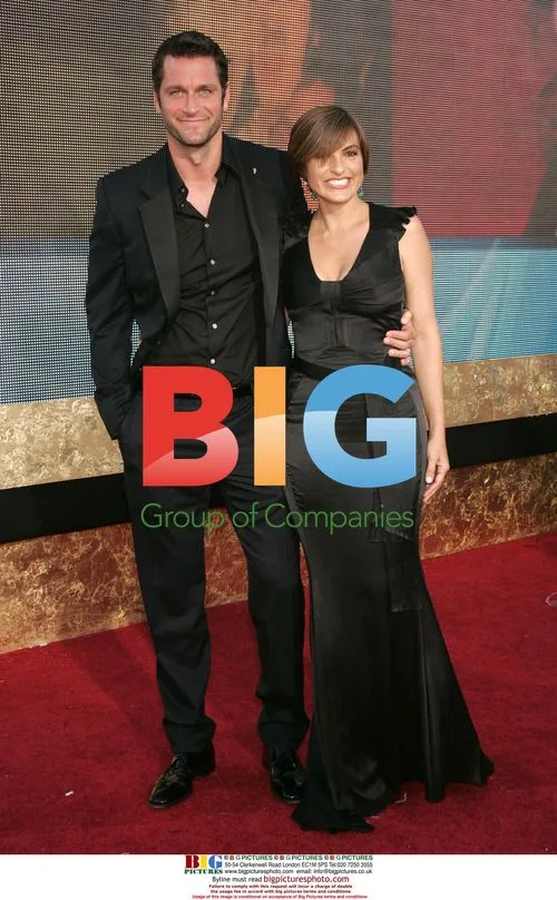 Mariska Hargitay and Peter Hermann at 59th Emmys