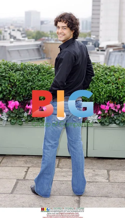 Lee Mead and Sian Lloyd Win "Rear of The Year"