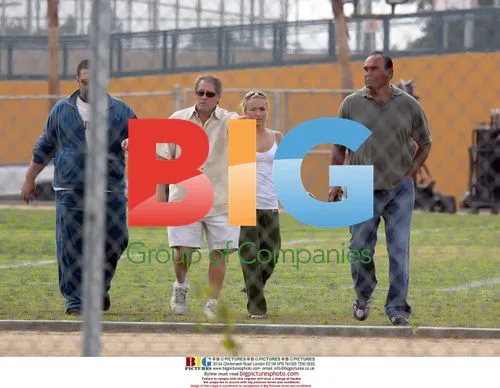 Sendhil Ramamurthy and Hayden Panettiere on Heroes set