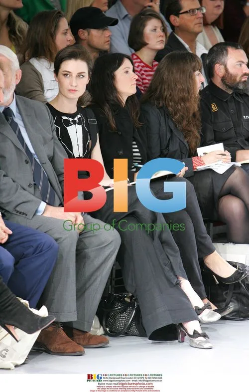 Erin O'Connor at London Fashion Week 2007