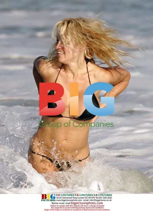 Pamela Anderson and Rick Solomon on Malibu Beach