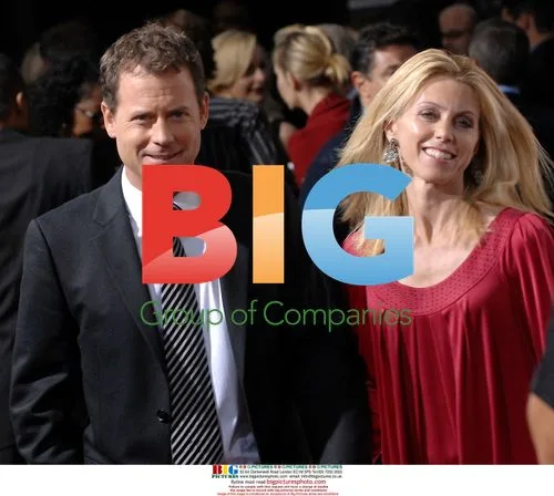 Greg Kinnear and wife at 'Feast of Love' premiere