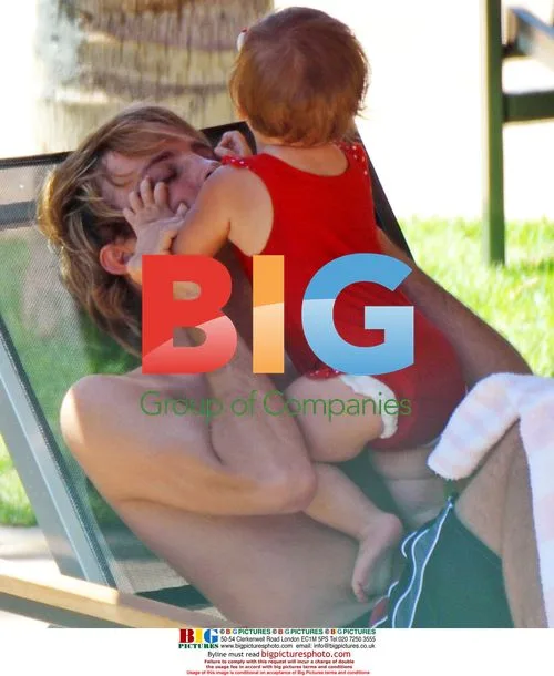 Larry Birkhead and Dannielynn in Hawaii