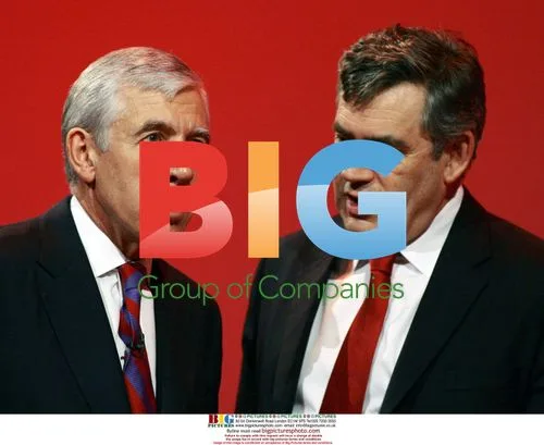 Gordon Brown talks to Jack Straw