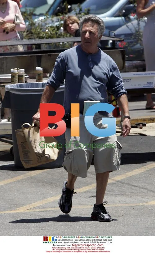 Dustin Hoffman Grocery Shopping in Malibu