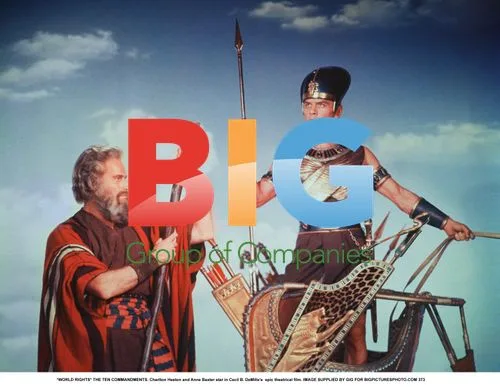Charlton Heston and Anne Baxter in "The Ten Commandments"