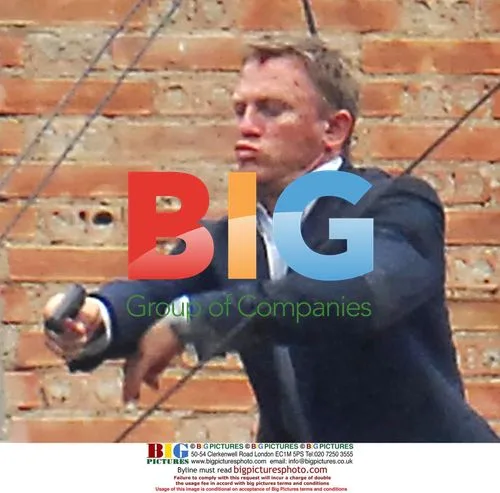Daniel Craig Performing Bond Stunts