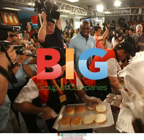 Carl Lewis Coaches McDonald's Olympics Competition