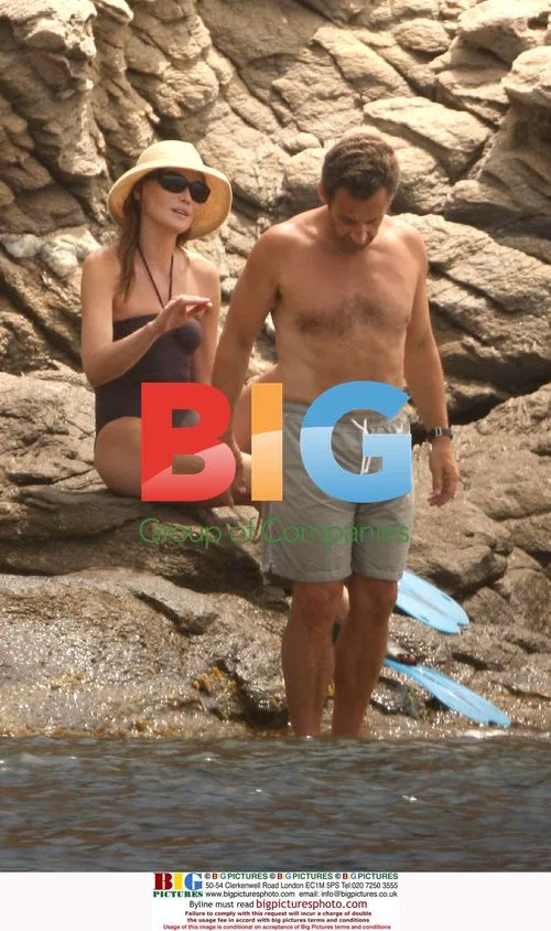 Nicolas Sarkozy and Carla Bruni-Sarkozy Relax in Cavaliere, France