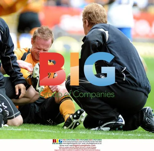 Skipper Jody Craddock injured at Wolves match