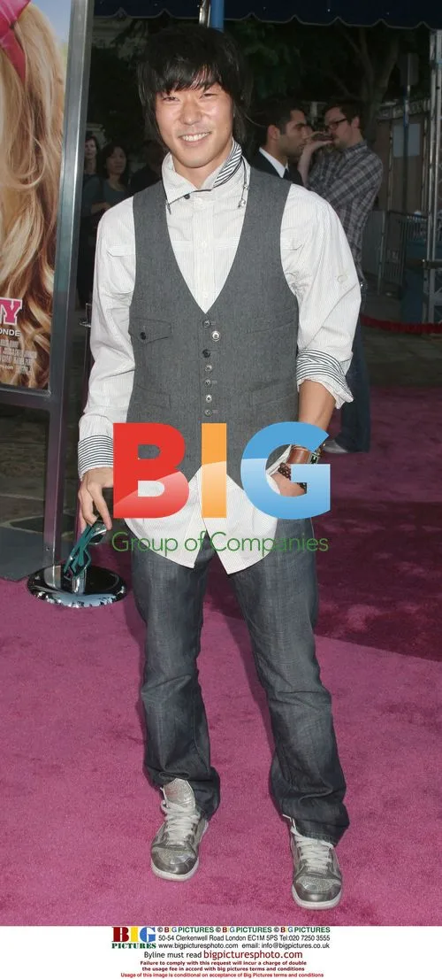 Aaron Yoo at 'House Bunny' LA Premiere