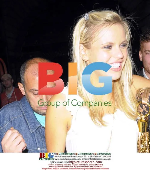 Big Brother 9 Babe Stephanie McMichael Pickpocketed