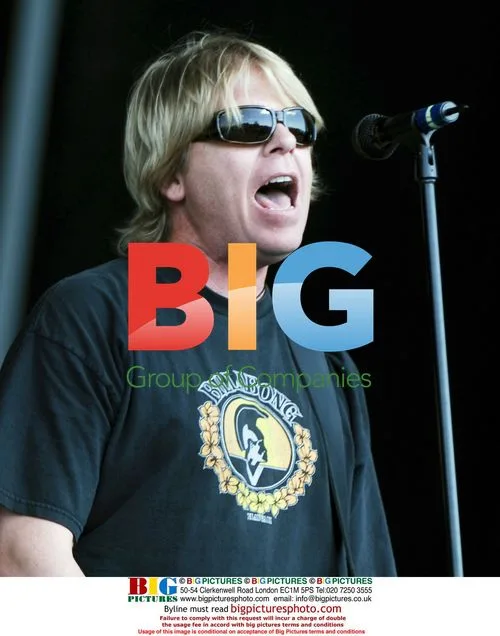 Dexter Holland of The Offspring performs at Virgin Mobile Festival