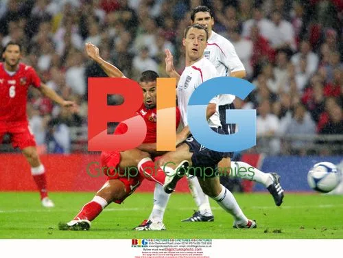 Milan Baros scores for Czech Republic